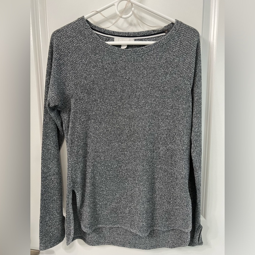 Zella M long-sleeved ribbed thermal (light weight) with thumb holes